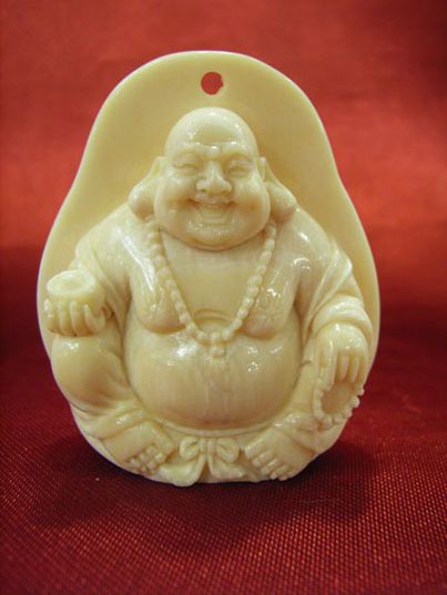 kkm3689 Mammoth Ivory Carving Buddha Pendant