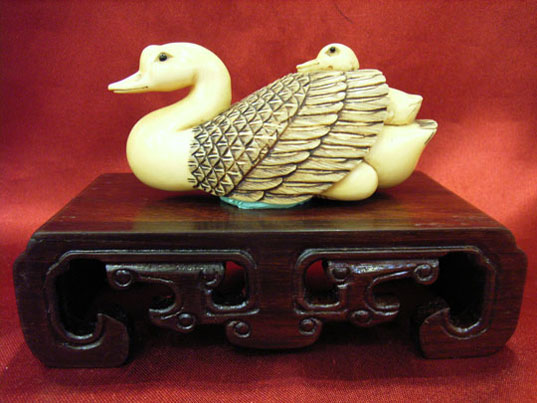 kkm3732 Mammoth Ivory Carving 2 Swan 3"