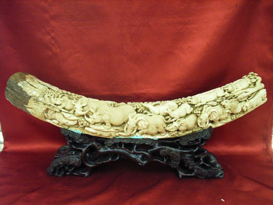 kkm3745 Mammoth Ivory Carving 12 Animal 24"